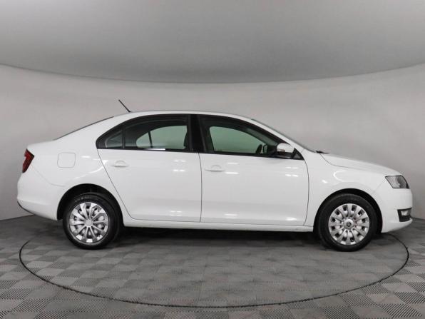 Skoda Rapid I Рестайлинг с пробегом 2019 года, цена 1 340 000 рублей, 90714 км, лифтбек, Автокод Объявления