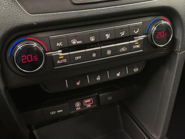 Kia Ceed III с пробегом 2018 года, цена 1 656 000 рублей, 97973 км, хэтчбек, Автокод Объявления