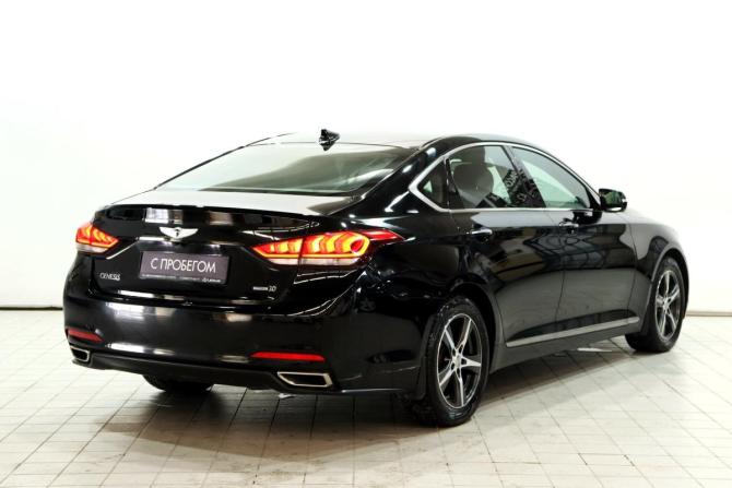 Hyundai Genesis II с пробегом 2015 года, цена 1 620 000 рублей, 265746 км, седан, Автокод Объявления
