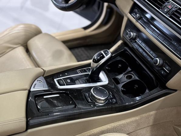 BMW 5 серии VI (F10/F11/F07) Рестайлинг с пробегом 2016 года, цена 2 499 000 рублей, 188490 км, универсал, Автокод Объявления