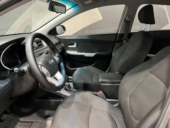 Kia Rio III с пробегом 2013 года, цена 660 000 рублей, 235203 км, хэтчбек, Автокод Объявления
