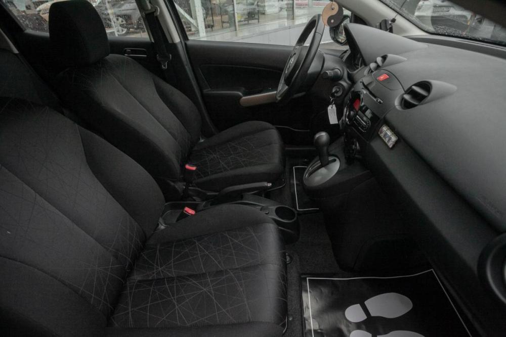 Mazda 2 II Рестайлинг (DE2) Иркутск  - изображение 18