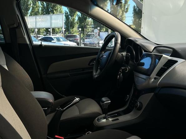Chevrolet Cruze I с пробегом 2012 года, цена 630 000 рублей, 185546 км, хэтчбек, Автокод Объявления
