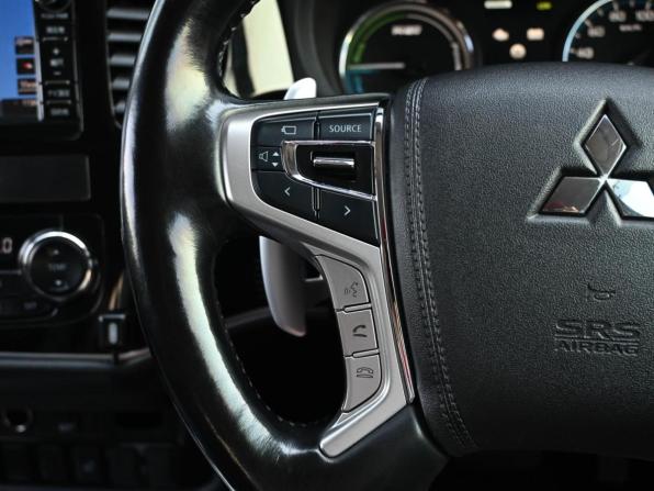 Mitsubishi Outlander III Рестайлинг 2 с пробегом 2015 года, цена 2 120 000 рублей, 192067 км, внедорожник, Автокод Объявления