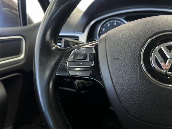 Volkswagen Touareg II с пробегом 2014 года, цена 2 199 000 рублей, 280512 км, внедорожник, Автокод Объявления