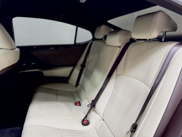 Lexus ES VII с пробегом 2020 года, цена 3 980 000 рублей, 116000 км, седан, Автокод Объявления