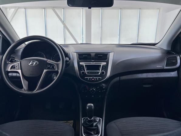 Hyundai Solaris I Рестайлинг с пробегом 2015 года, цена 995 000 рублей, 97234 км, хэтчбек, Автокод Объявления