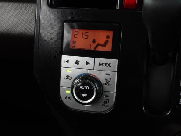 Toyota Roomy I с пробегом 2018 года, цена 1 099 000 рублей, 163994 км, микровэн, Автокод Объявления
