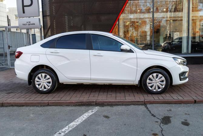 Lada (ВАЗ) Vesta I Рестайлинг (NG) с пробегом 2023 года, цена 1 182 000 рублей, 23000 км, седан, Автокод Объявления
