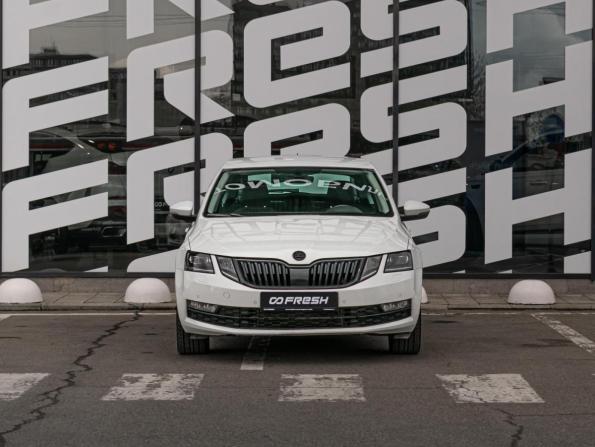Skoda Octavia III (A7) Рестайлинг с пробегом 2019 года, цена 1 980 000 рублей, 162885 км, лифтбек, Автокод Объявления