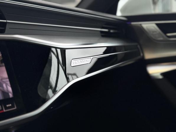 Audi A6 V (C8) с пробегом 2020 года, цена 3 999 000 рублей, 124672 км, седан, Автокод Объявления