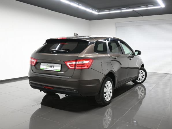 Lada (ВАЗ) Vesta I с пробегом 2018 года, цена 1 075 000 рублей, 118168 км, универсал, Автокод Объявления