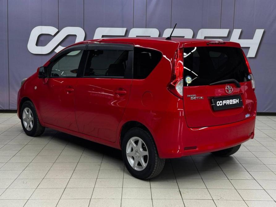 Toyota Passo Sette Благовещенск  - изображение 2