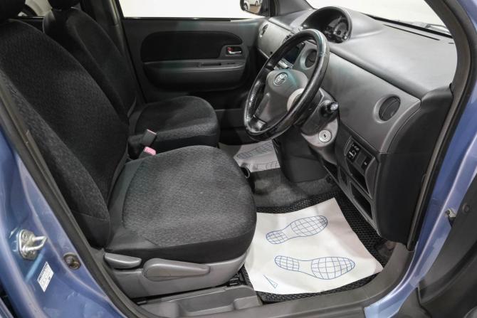 Toyota Sienta I Рестайлинг 1 с пробегом 2012 года, цена 899 000 рублей, 201000 км, компактвэн, Автокод Объявления