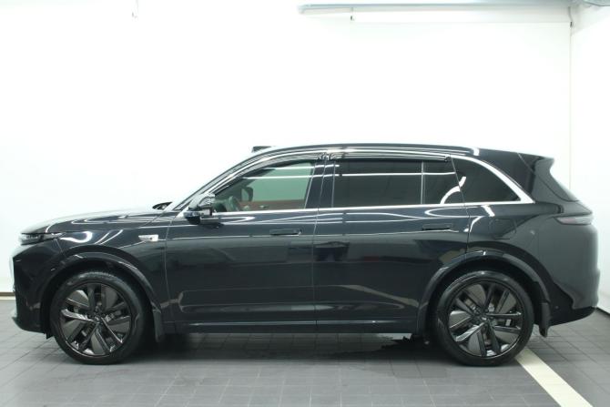 Li Auto (Lixiang) L7 I с пробегом 2023 года, цена 5 300 000 рублей, 52203 км, внедорожник, Автокод Объявления