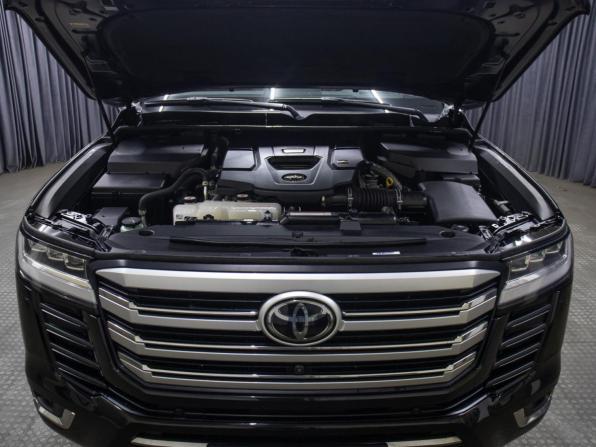 Toyota Land Cruiser 300 Series с пробегом 2022 года, цена 9 200 000 рублей, 124378 км, внедорожник, Автокод Объявления
