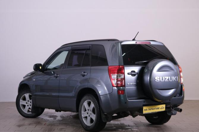 Suzuki Grand Vitara II с пробегом 2006 года, цена 869 000 рублей, 236000 км, внедорожник, Автокод Объявления