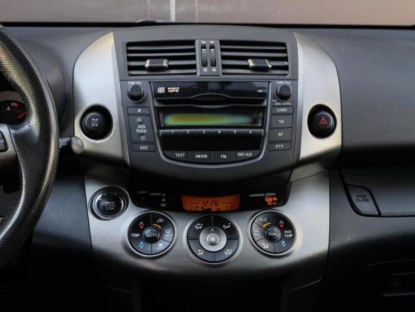 Toyota RAV4 III (XA30) Рестайлинг с пробегом 2011 года, цена 1 400 000 рублей, 123924 км, внедорожник, Автокод Объявления