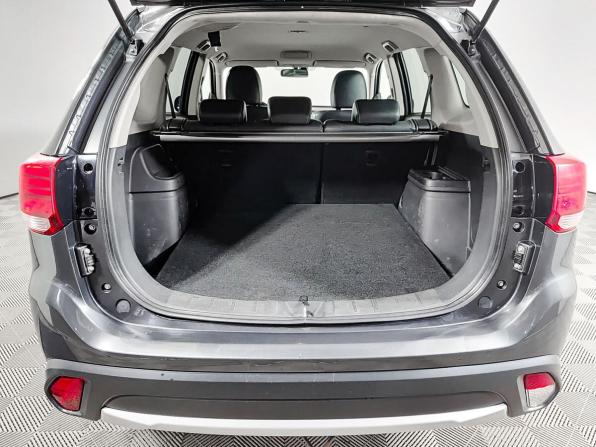 Mitsubishi Outlander III Рестайлинг 2 с пробегом 2016 года, цена 1 470 000 рублей, 252500 км, внедорожник, Автокод Объявления