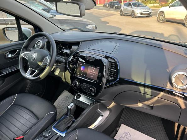 Renault Kaptur I Рестайлинг с пробегом 2020 года, цена 1 990 000 рублей, 27934 км, внедорожник, Автокод Объявления