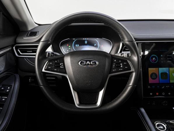 JAC J7 I с пробегом 2023 года, цена 1 400 000 рублей, 55807 км, лифтбек, Автокод Объявления