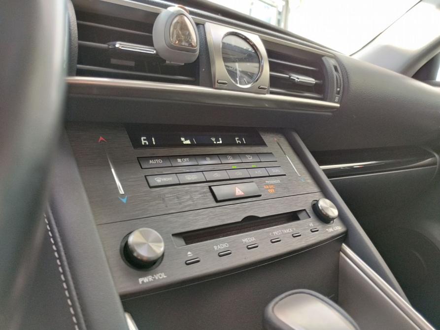 Lexus IS III Рестайлинг Минеральные Воды  - изображение 12