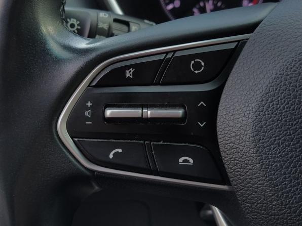 Hyundai Santa Fe IV с пробегом 2019 года, цена 2 799 000 рублей, 112572 км, внедорожник, Автокод Объявления