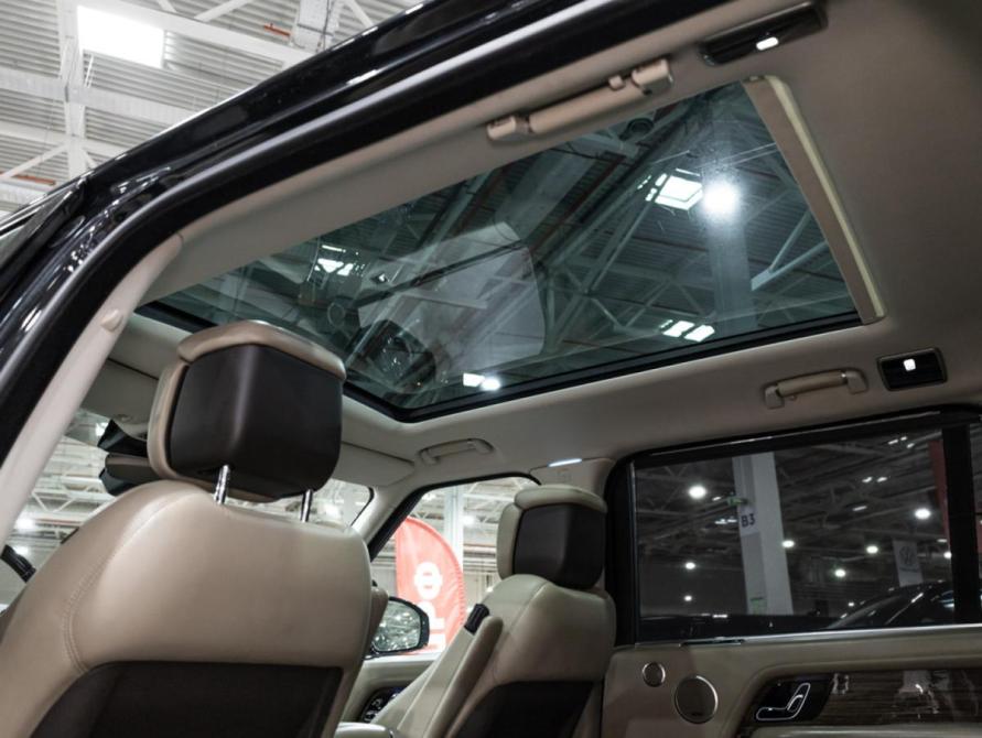 Land Rover Range Rover IV Рестайлинг Санкт-Петербург  - изображение 12