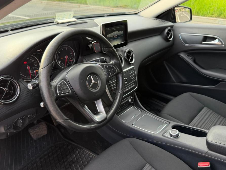 Mercedes-Benz A-Класс III (W176) Рестайлинг Санкт-Петербург  - изображение 10