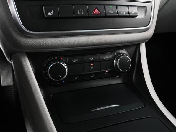 Mercedes-Benz CLA I (C117 X117) с пробегом 2014 года, цена 1 669 000 рублей, 170565 км, седан, Автокод Объявления