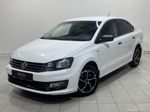 Volkswagen Polo V Рестайлинг с пробегом 2017 года, цена 1 073 000 рублей, 94008 км, седан, Автокод Объявления
