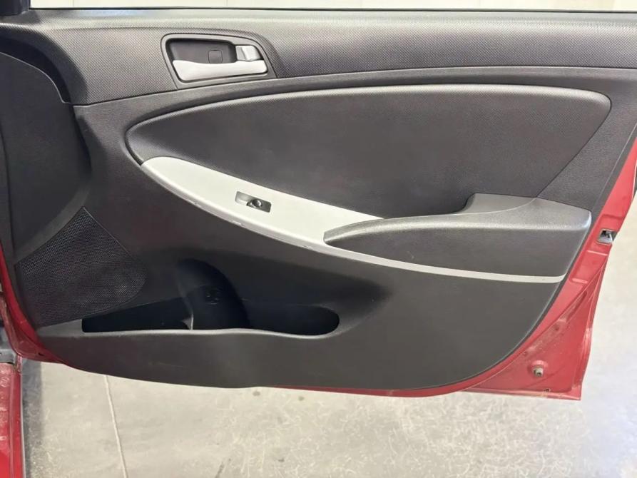 Hyundai Solaris I Саратов  - изображение 12