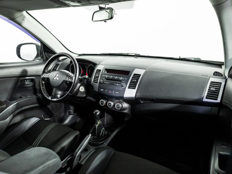 Mitsubishi Outlander II Рестайлинг Санкт-Петербург  - изображение 9