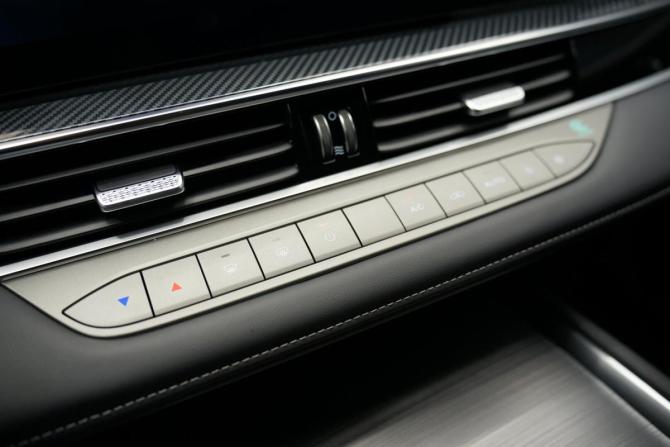 Tenet T7 с пробегом 2025 года, цена 2 440 000 рублей, 892 км, внедорожник, Автокод Объявления