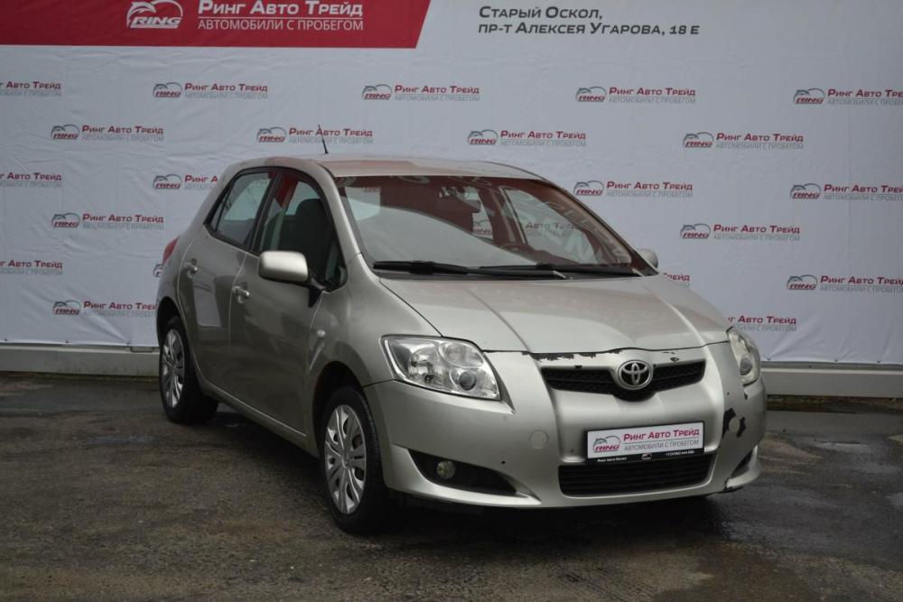 Toyota Auris I Старый Оскол  - изображение 8