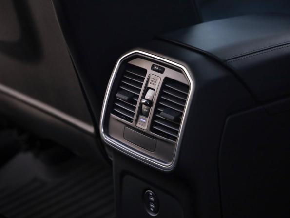 Porsche Macan I Рестайлинг 2 с пробегом 2021 года, цена 5 999 000 рублей, 90927 км, внедорожник, Автокод Объявления
