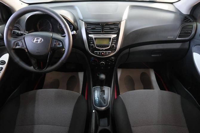 Hyundai Solaris I с пробегом 2012 года, цена 899 000 рублей, 92000 км, седан, Автокод Объявления