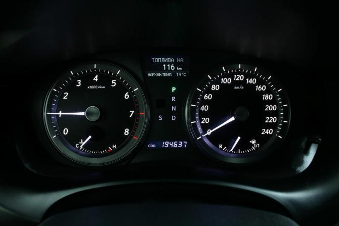 Lexus ES V Рестайлинг с пробегом 2010 года, цена 1 750 000 рублей, 194637 км, седан, Автокод Объявления