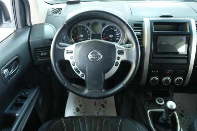 Nissan X-Trail II с пробегом 2010 года, цена 1 129 000 рублей, 261202 км, внедорожник, Автокод Объявления