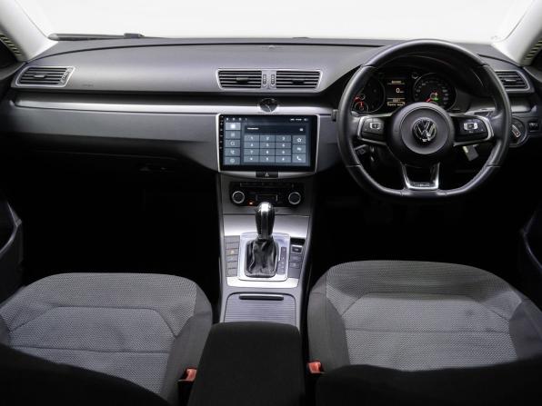 Volkswagen Passat B7 с пробегом 2011 года, цена 1 100 000 рублей, 150771 км, универсал, Автокод Объявления