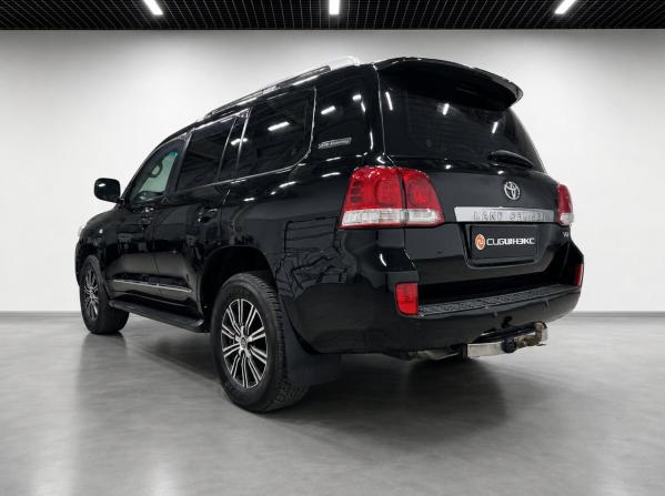 Toyota Land Cruiser 200 Series с пробегом 2011 года, цена 3 700 000 рублей, 232678 км, внедорожник, Автокод Объявления