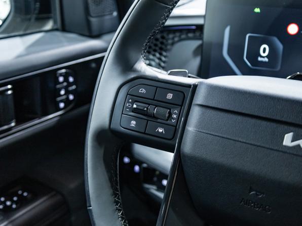 Kia Tasman с пробегом 2025 года, цена 6 300 000 рублей, 3827 км, offers.body_type.unknown, Автокод Объявления