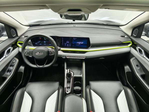 Geely Coolray I Рестайлинг с пробегом 2023 года, цена 1 938 000 рублей, 24998 км, внедорожник, Автокод Объявления