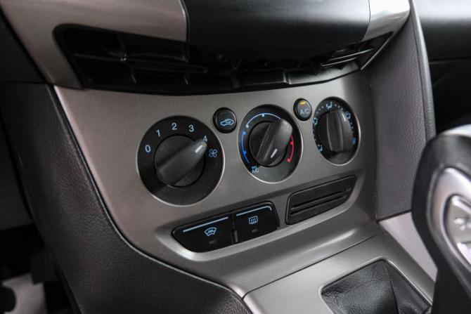 Ford Focus III с пробегом 2014 года, цена 829 000 рублей, 111000 км, хэтчбек, Автокод Объявления