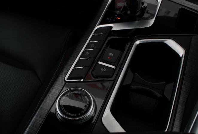 Geely Tugella I Рестайлинг с пробегом 2023 года, цена 3 095 000 рублей, 30277 км, внедорожник, Автокод Объявления