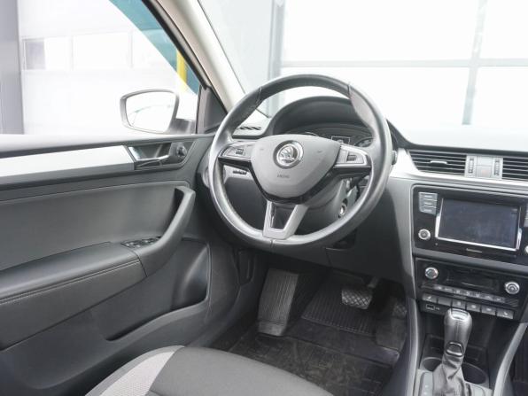 Skoda Rapid I Рестайлинг с пробегом 2018 года, цена 1 398 000 рублей, 95301 км, лифтбек, Автокод Объявления