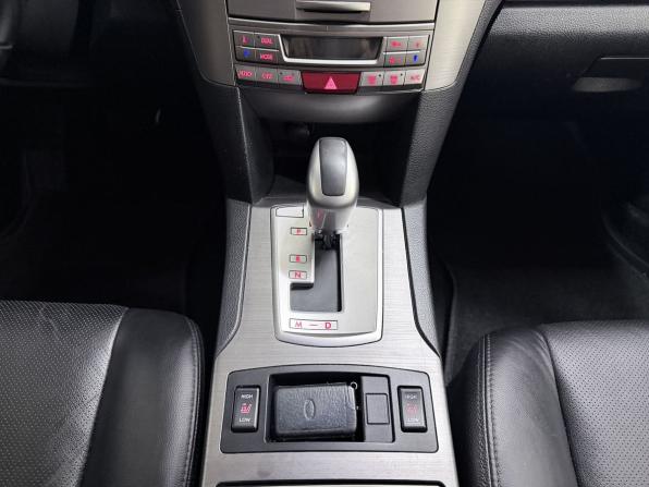 Subaru Outback IV с пробегом 2010 года, цена 1 445 000 рублей, 276647 км, универсал, Автокод Объявления
