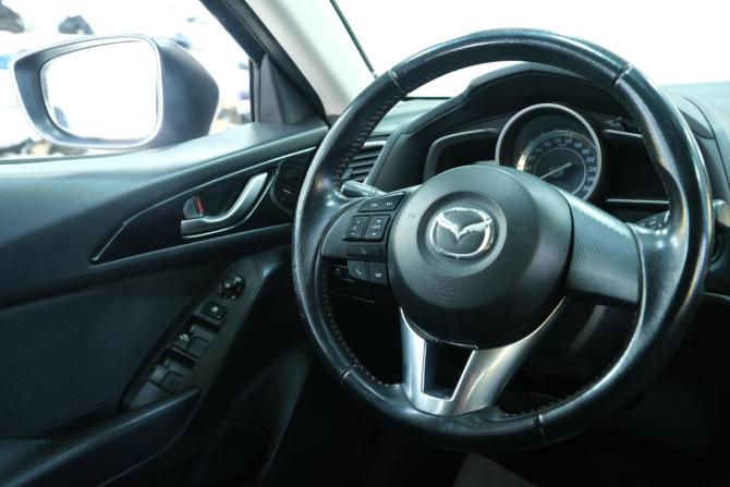Mazda 3 III (BM) с пробегом 2014 года, цена 1 289 000 рублей, 186000 км, хэтчбек, Автокод Объявления