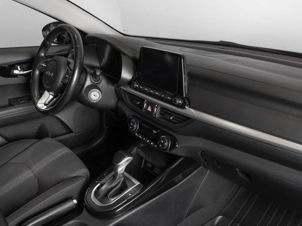 Kia Cerato IV Рестайлинг с пробегом 2021 года, цена 2 199 652 рубля, 56286 км, седан, Автокод Объявления