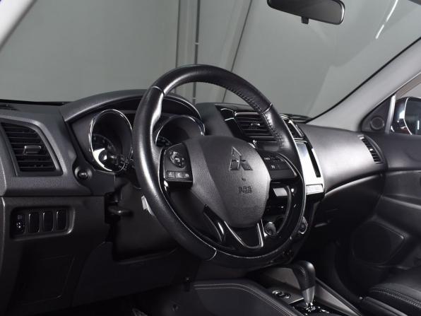Mitsubishi ASX I Рестайлинг 2 с пробегом 2018 года, цена 1 899 999 рублей, 91896 км, внедорожник, Автокод Объявления